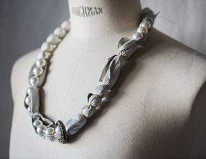 Pearl Pod necklace